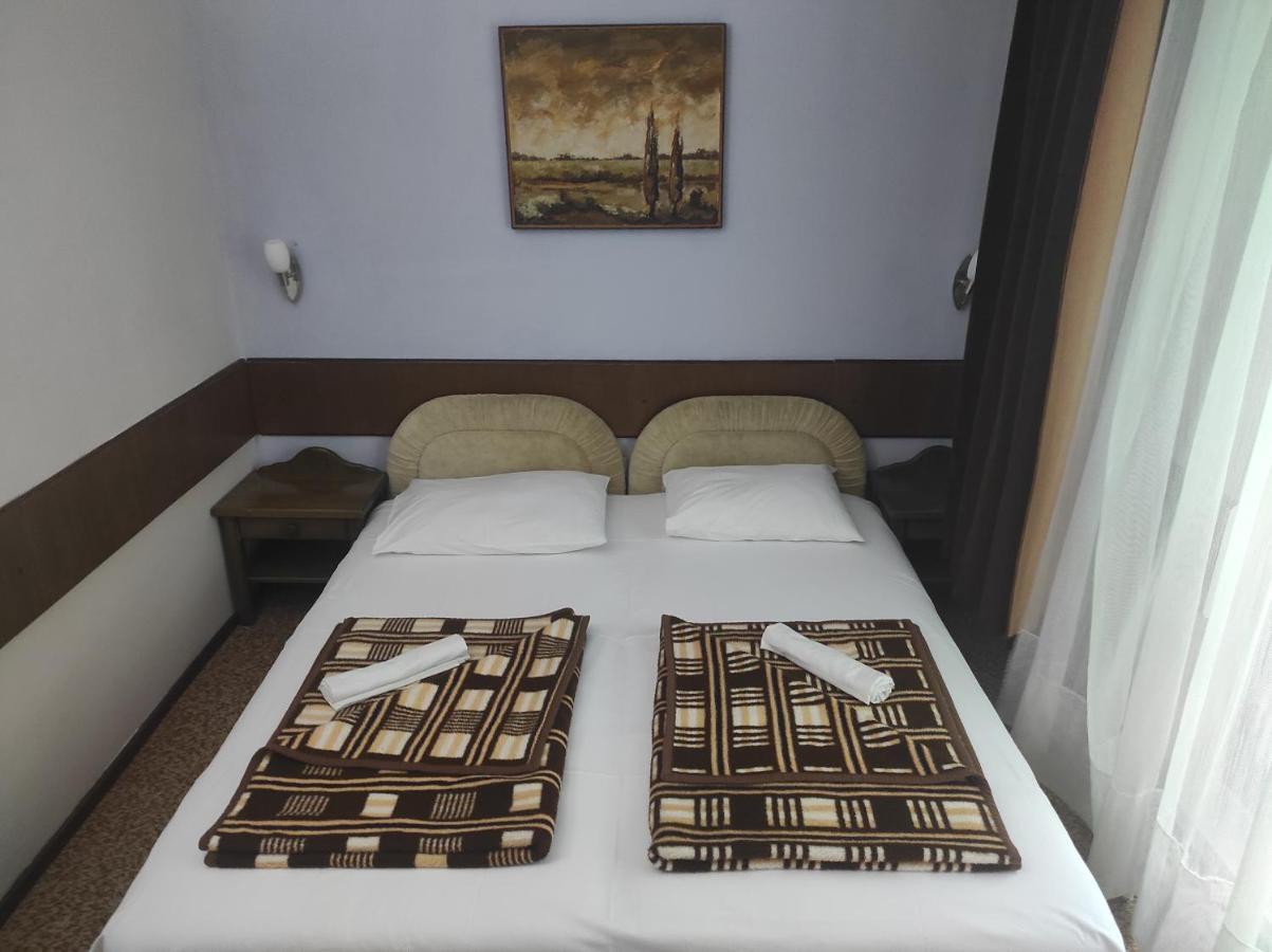 Duboka Hotel Biser Panonija מראה חיצוני תמונה